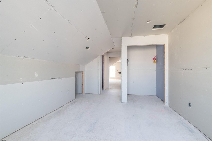 Welcome to 12 N. Newport Ave in Ventnor City - a luxury new - photo 14