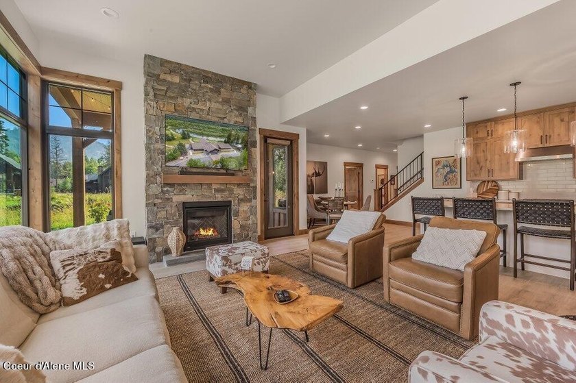 Nestled within The Idaho Club, The Oxbow offers an exclusive - photo 22