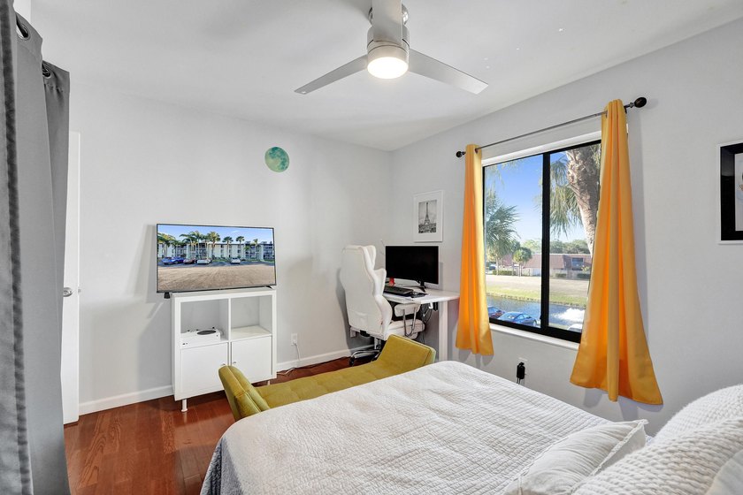 WATERFRONT LIVING WITH EXCEPTIONAL BUYER SAVINGS! Move right - photo 16
