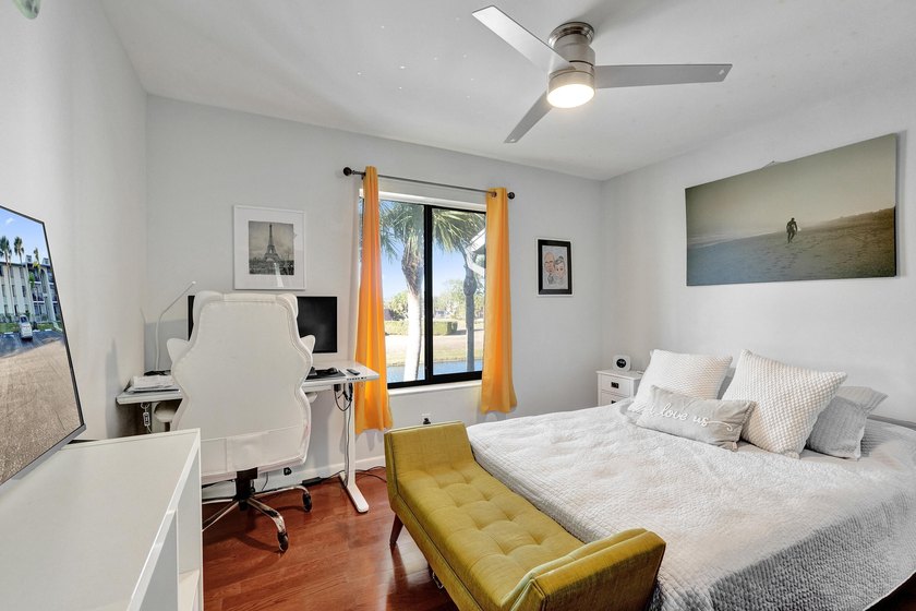 WATERFRONT LIVING WITH EXCEPTIONAL BUYER SAVINGS! Move right - photo 17