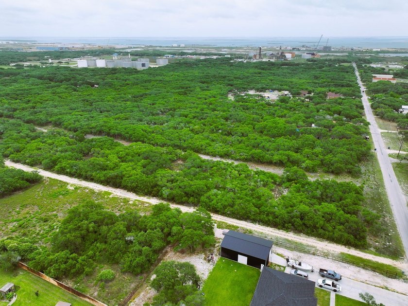 PRIME 10.6 ACRES IN INGLESIDE - IDEAL FOR RESIDENTIAL - photo 3
