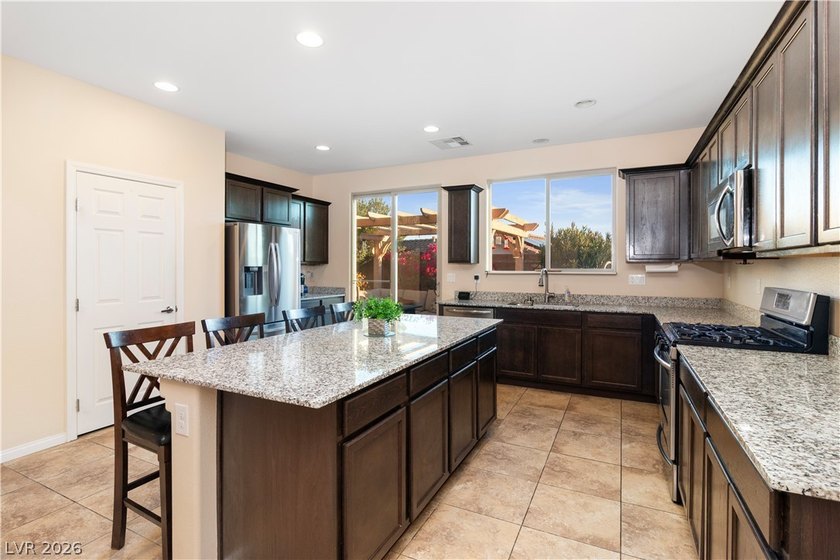PRIVATE CASITA, COURTYARD ENTRY, AND A BACKYARD BUILT FOR - photo 14
