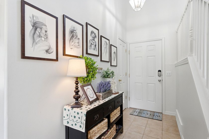 Welcome to this beautiful 3-bedroom, 2.5-bath home tucked away - photo 4