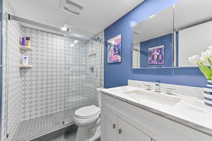 Discover the ease of ground-floor living in this charming condo - photo 18