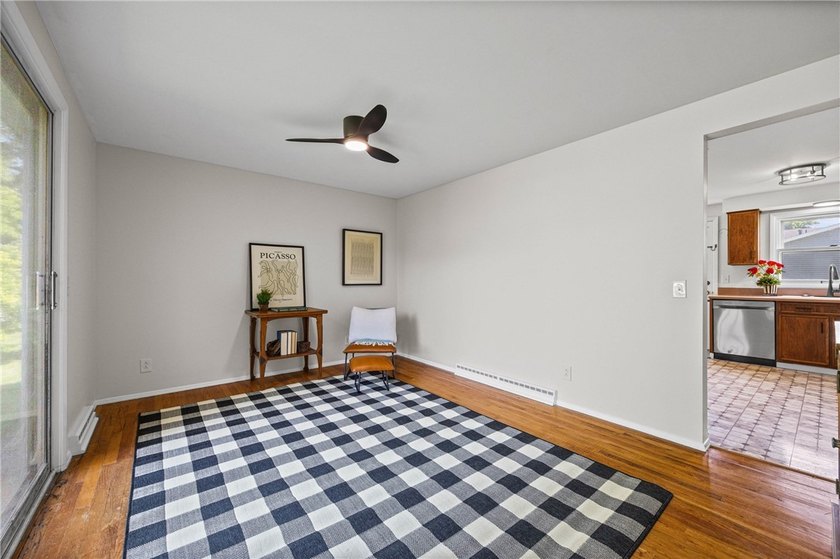 Welcome to 24 Sunbridge Drive! Lovingly maintained by its - photo 19
