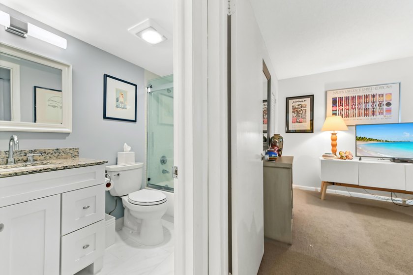 Discover the ease of ground-floor living in this charming condo - photo 19