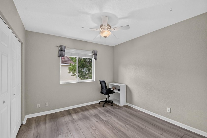 Truly gorgeous and well kept townhome in East Boynton Beach - photo 28