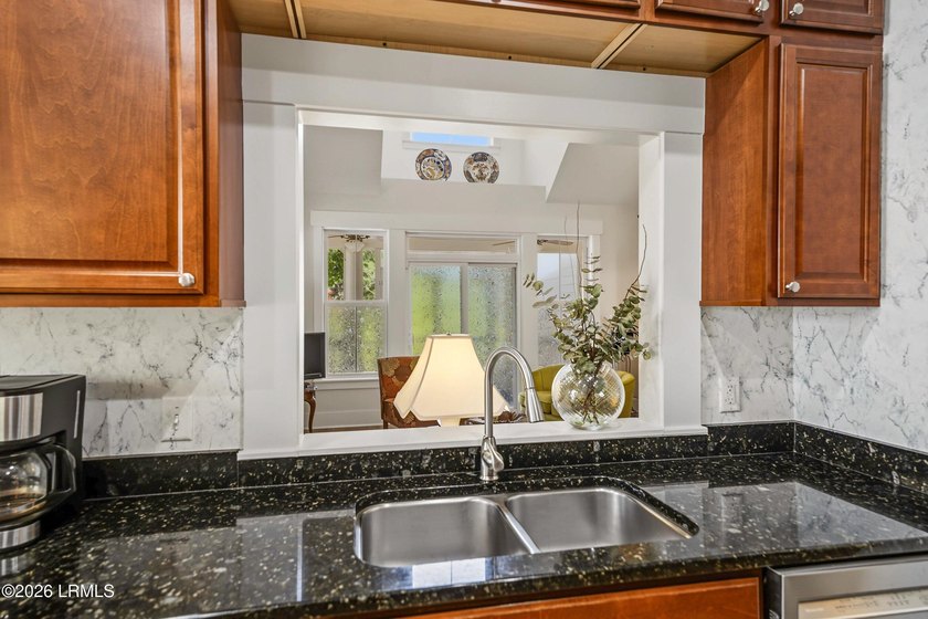 Magnificantly maintained and updated Golf Course Home on Cat - photo 18