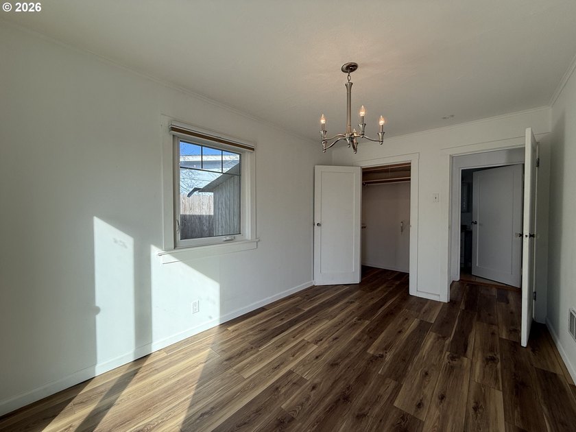 Great opportunity to purchase a duplex on a large lot with - photo 27