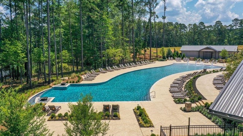 Priced under current appraisal value. LAKE ACCESS, LAKE VIEWS - photo 8