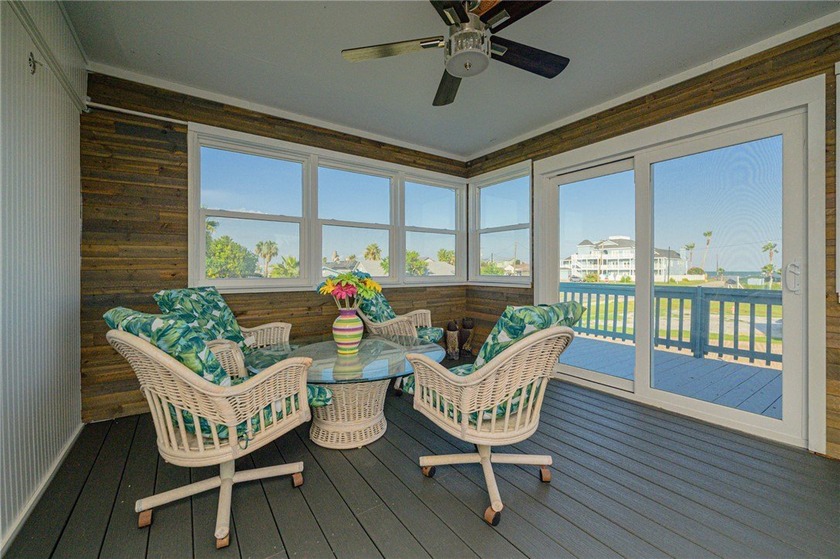 Coastal charm with Aransas Bay views in the heart of Rockport! - photo 2