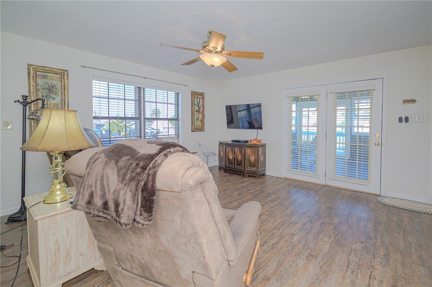 Coastal charm with Aransas Bay views in the heart of Rockport! - photo 10