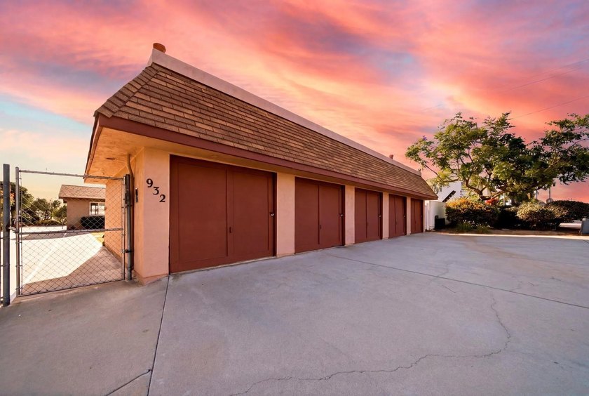 Coastal Encinitas, multi-family properties don't get more - photo 11
