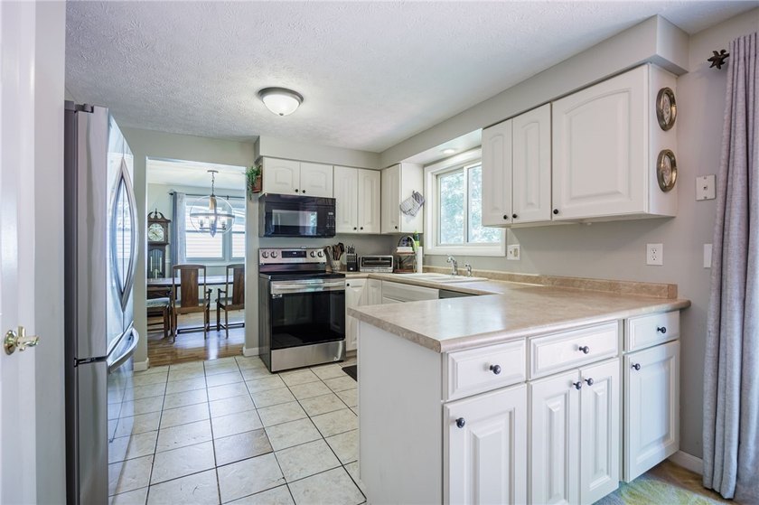 Open House Thursday July 23rd 5:300-6:30! Welcome to 124 Long - photo 16