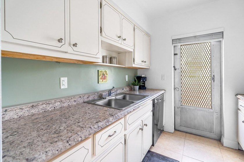 Fully Occupied Rare Investment Opportunity in Prime Deerfield - photo 16