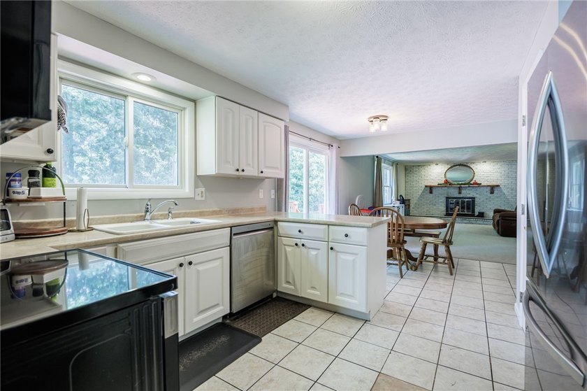 Open House Thursday July 23rd 5:300-6:30! Welcome to 124 Long - photo 18
