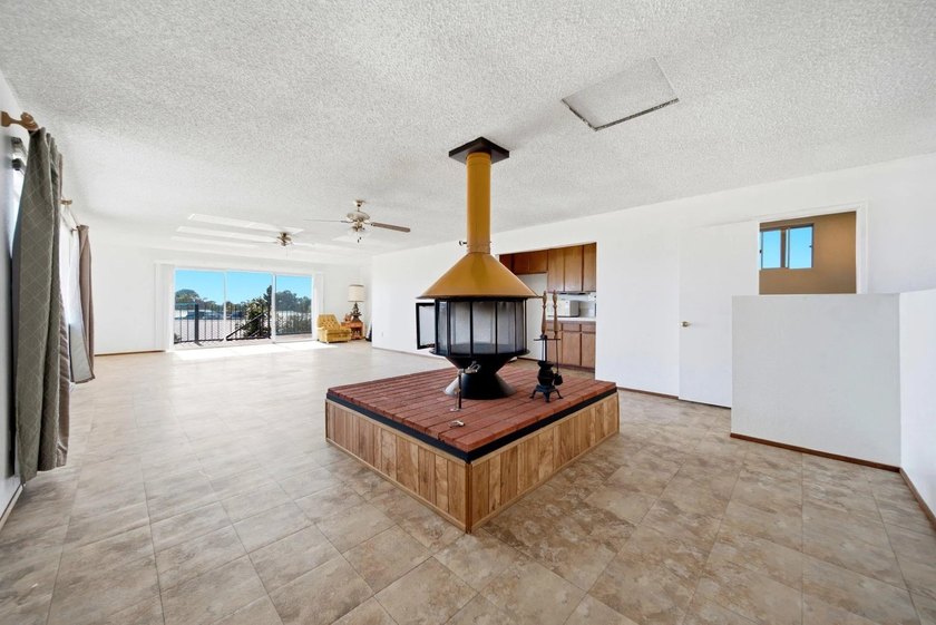 Coastal Encinitas, multi-family properties don't get more - photo 18