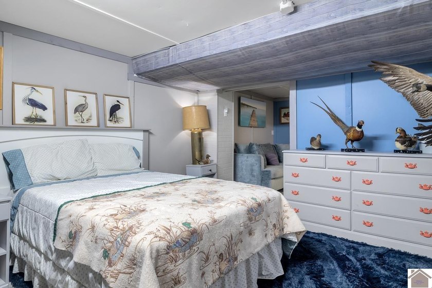 Turn-key Lake Malone getaway with lake views and fully furnished - photo 22