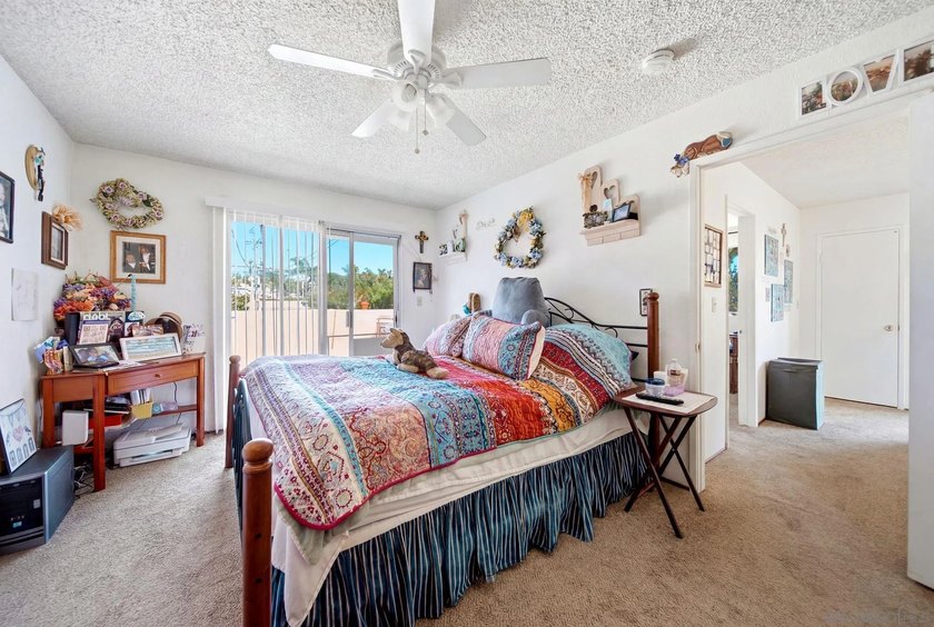 Coastal Encinitas, multi-family properties don't get more - photo 32