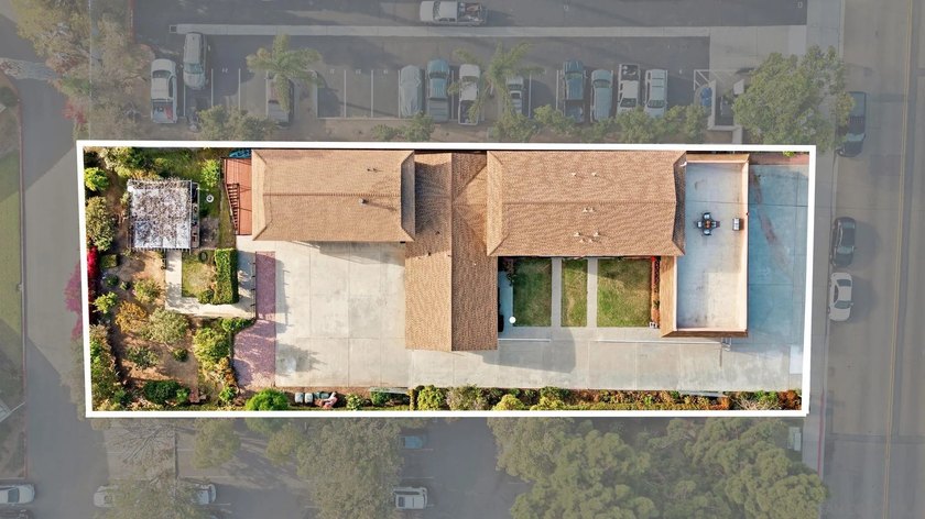 Coastal Encinitas, multi-family properties don't get more - photo 41