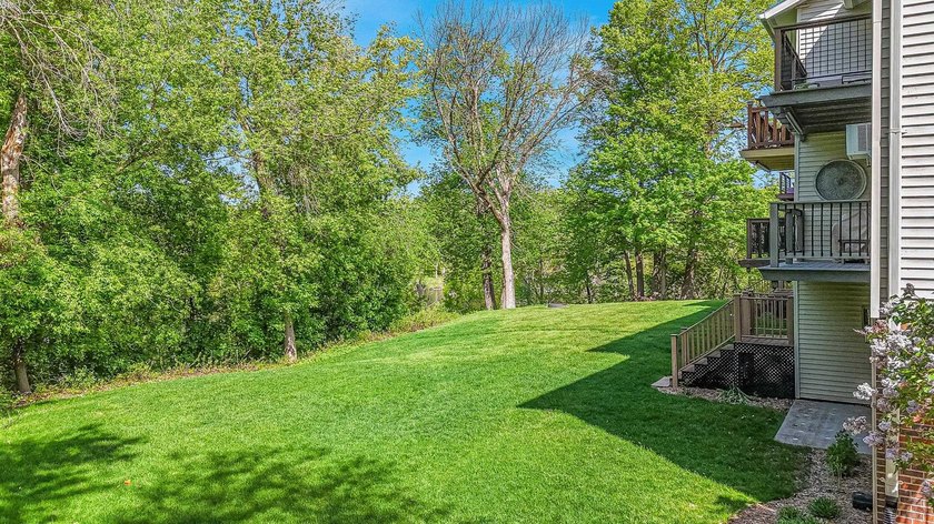 Look no further! Inside this 1+ bed, 1 bath Condo, you'll find - photo 21