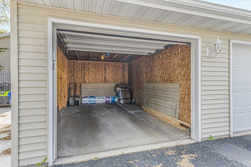 Look no further! Inside this 1+ bed, 1 bath Condo, you'll find - photo 26