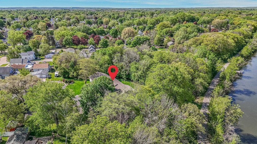 Look no further! Inside this 1+ bed, 1 bath Condo, you'll find - photo 30