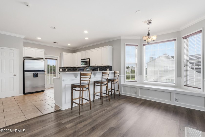 One of the largest townhomes in Cypress Ridge, this beautifully - photo 14