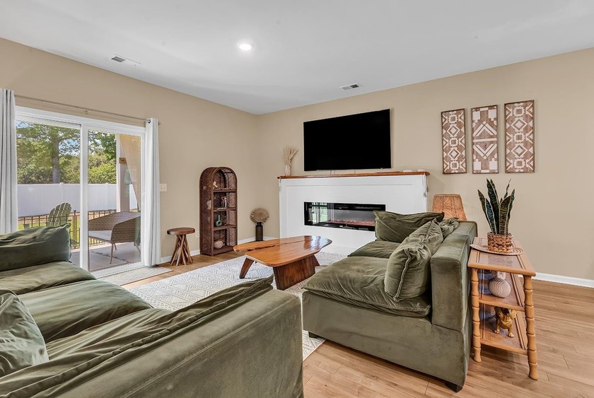Welcome home to Coastal Charm at the Beach, a beautifully - photo 23