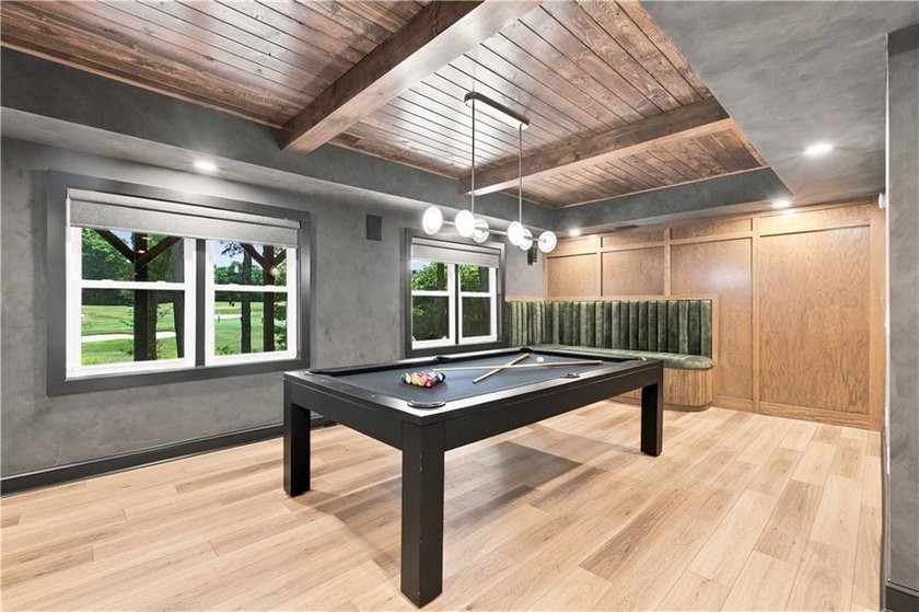 One-of-a-Kind Luxury Living on a Premier Golf Course Lot in - photo 44