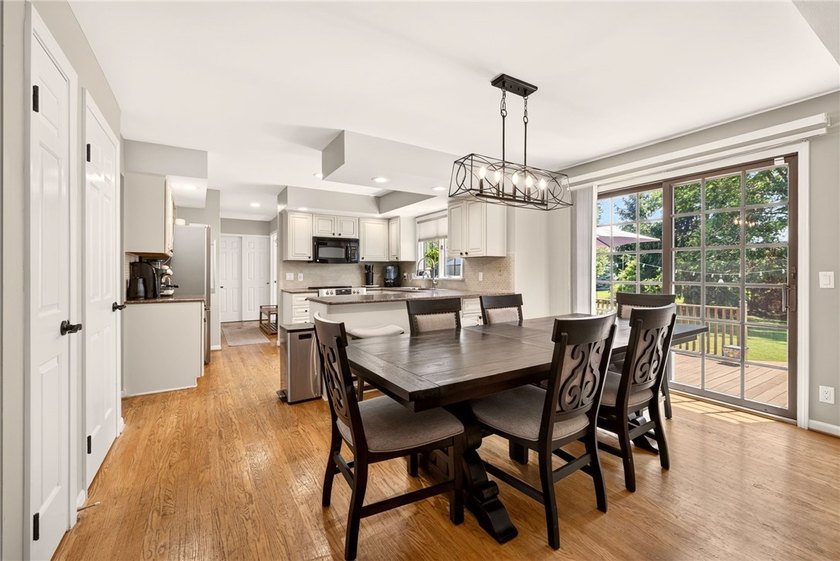 Welcome to 139 Scotch Pine Drive! This stunning 4-bedroom, 2 - photo 12