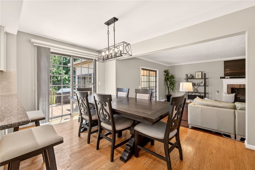 Welcome to 139 Scotch Pine Drive! This stunning 4-bedroom, 2 - photo 13