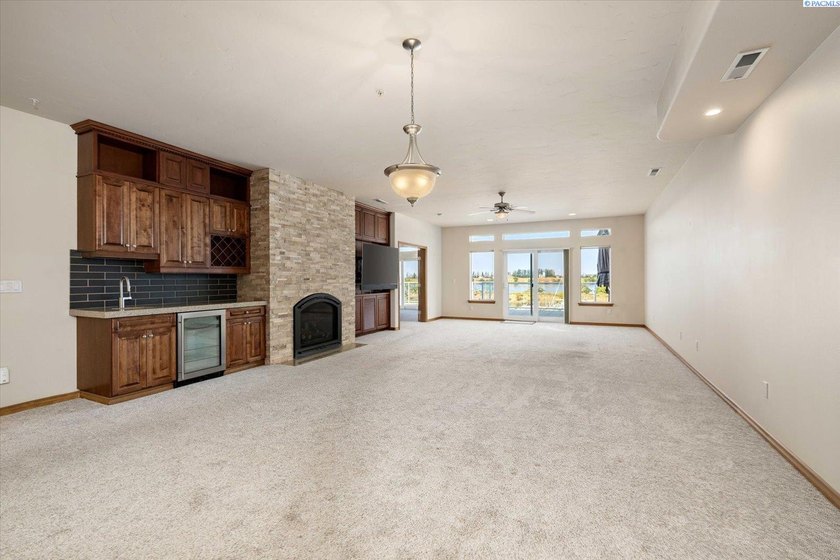 MLS# 287131 Waterfront Living: Where Lifestyle Meets Luxury - photo 11