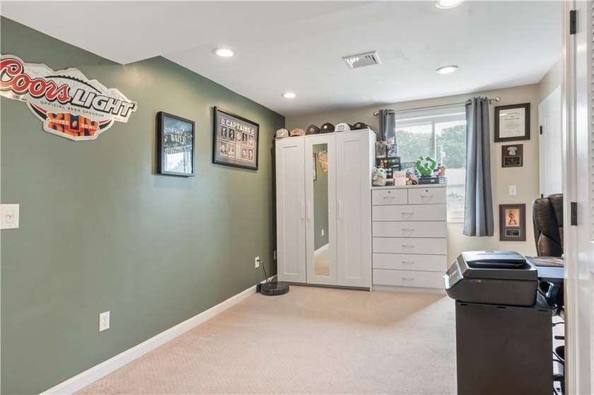 Stunning Updated Contemporary in Warwick Neck! Welcome to your - photo 17