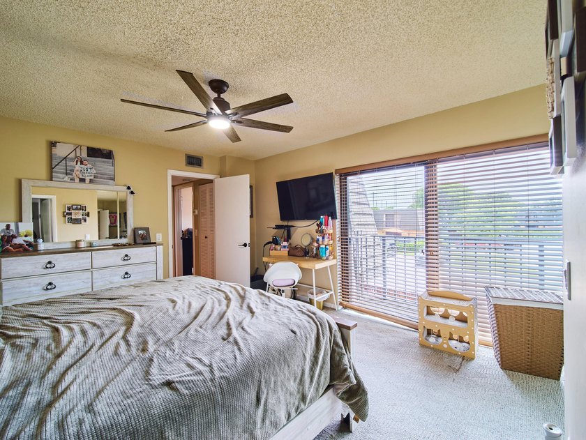 Complete impact sliders and brand-new A/C! This cozy townhome - photo 12