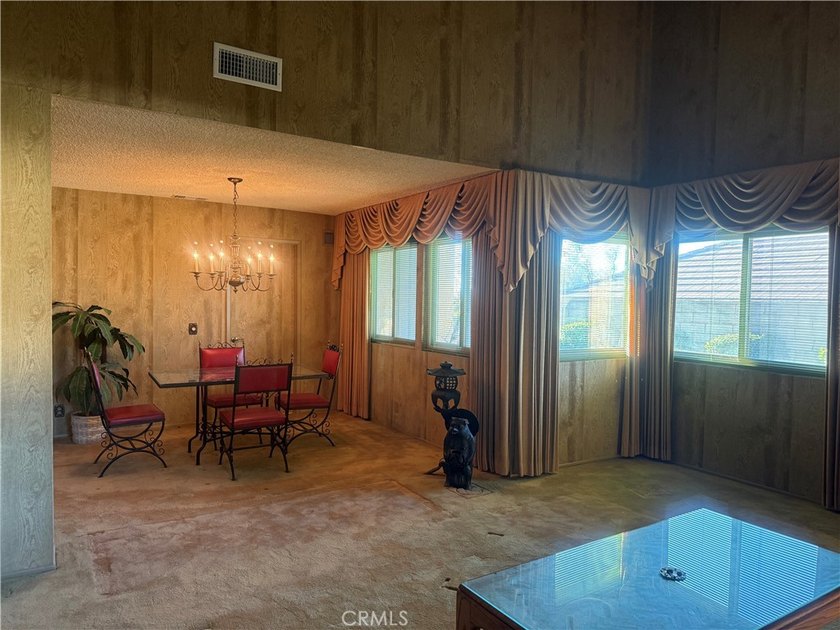 SINGLE STORY VIA VERDE HOME LOCATED ON A QUIET CUL-DE-SAC - photo 5