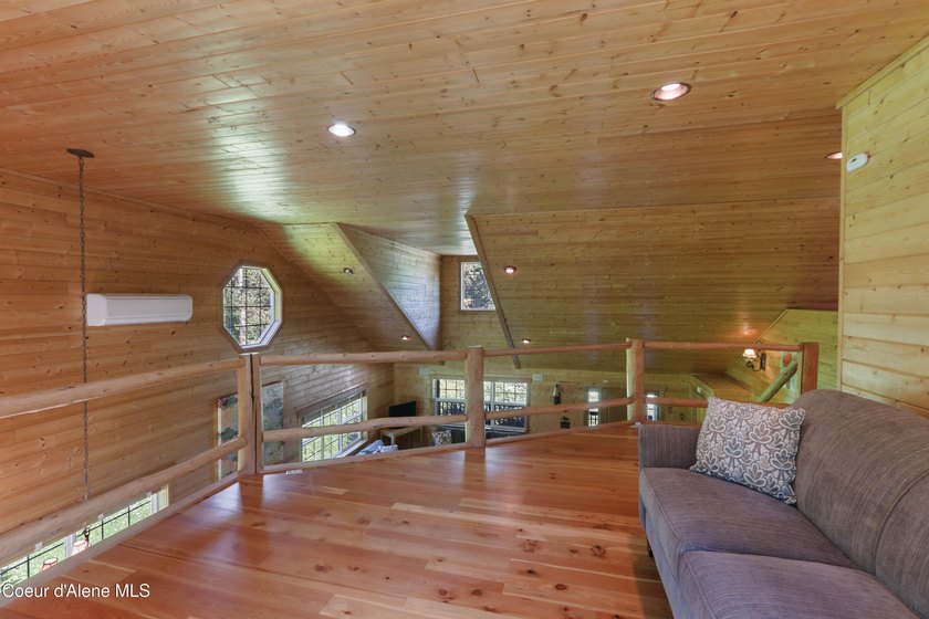 Privately sited on 5 acres with a beautiful mix of trees and - photo 22