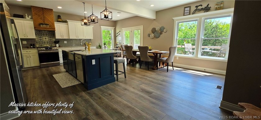 YOUR DREAM HOME IS ON THE MARKET! Stunning 4 bdrm 3 bath home - photo 13