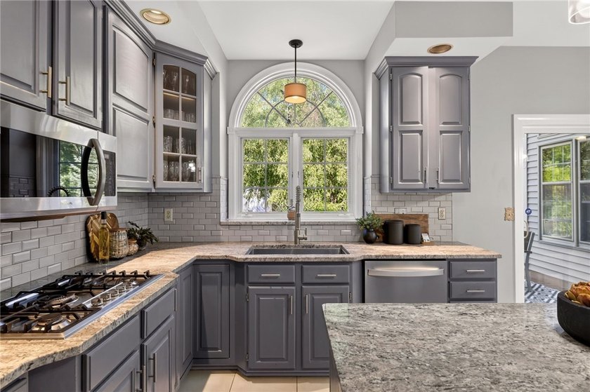 Set on nearly half an acre in a sought-after Penfield - photo 15