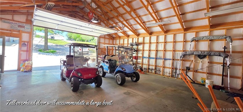 YOUR DREAM HOME IS ON THE MARKET! Stunning 4 bdrm 3 bath home - photo 50