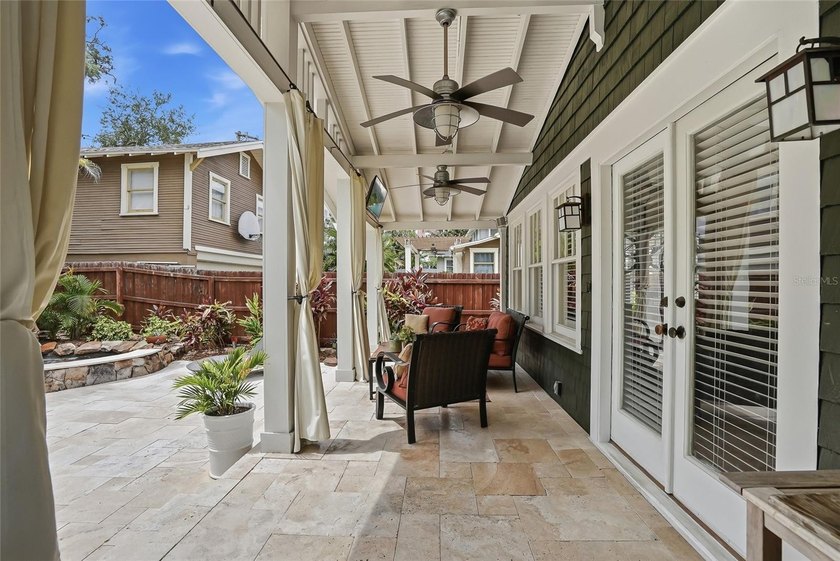 Wonderful cedar shake home and carriage house. 4 bedrooms and 4 - photo 39
