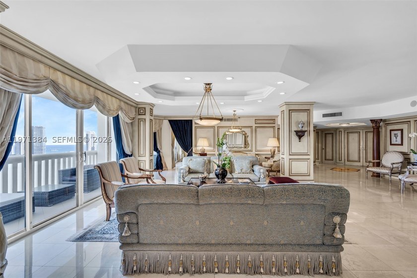 Welcome to Residence 2902 at the prestigious Williams Island - photo 10