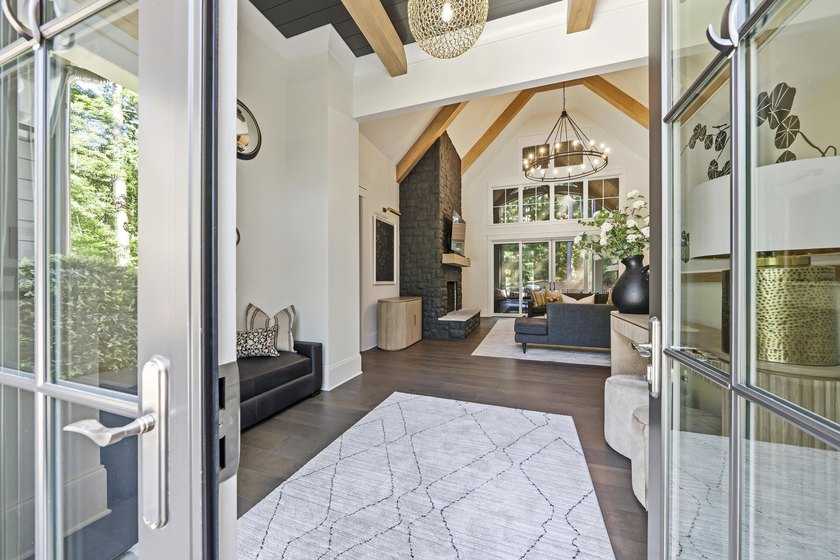 Like New Construction 4 Bedroom/4.5 Bath Custom Home at Reynolds - photo 3