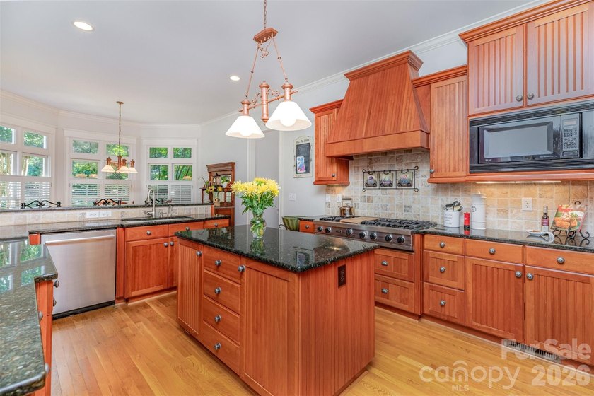 100K PRICE REDUCTION - Location, Location, Location. This - photo 17