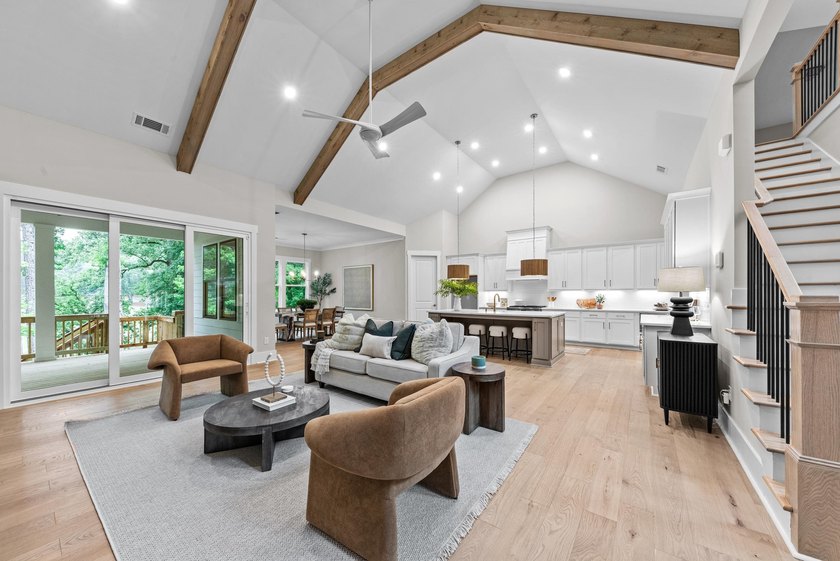 Exceptional new price on one of Harbor Club's best golf-front - photo 2