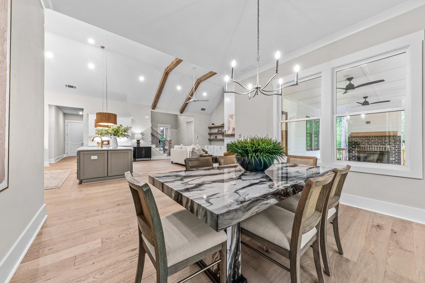 Exceptional new price on one of Harbor Club's best golf-front - photo 4