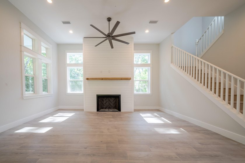 116 E George Street presents a newly constructed five bedroom - photo 13