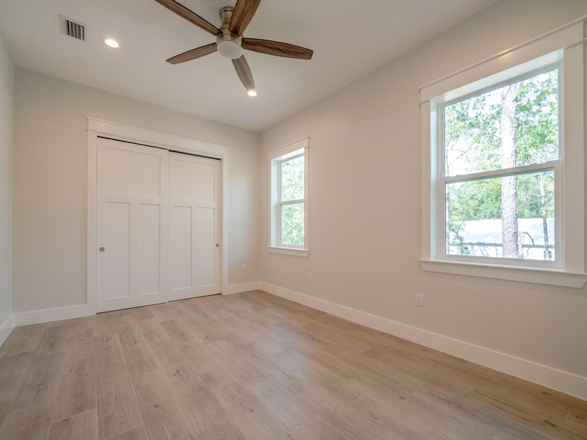 116 E George Street presents a newly constructed five bedroom - photo 19