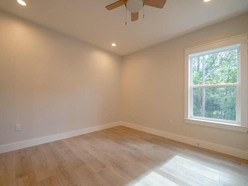 116 E George Street presents a newly constructed five bedroom - photo 34