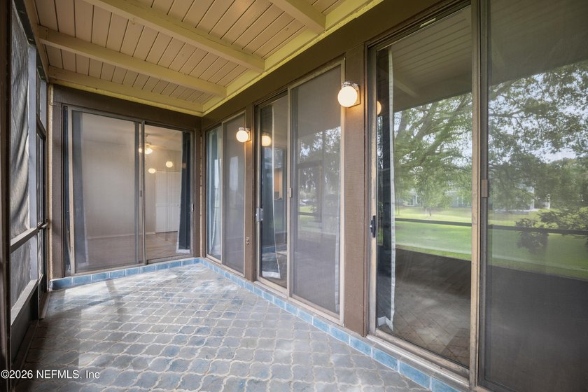 **1ST FLOOR**UPDATED**AMAZING LOCATION** Home insurance is - photo 35